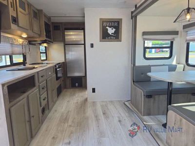 2022 Forest River RV Surveyor Legend — photo 20 view