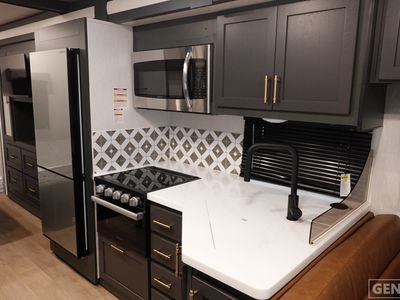 2026 NeXus RV Wraith — photo 7 view