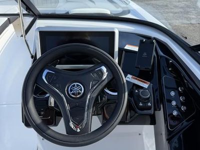 2026 Yamaha 252SD - Photo 6