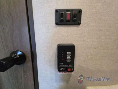 2021 Prime Time RV Avenger — photo 27 view