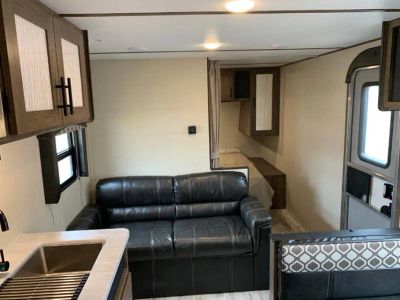 2021 Prime Time RV Avenger — photo 30 view