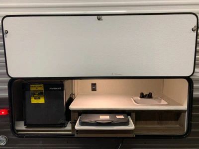 2021 Prime Time RV Avenger — photo 29 view