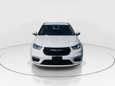 2023 Chrysler Pacifica — side profile view