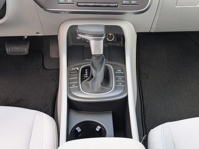 2026 Hyundai KONA — photo 18 view