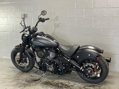 2025 Indian Motorcycle Chief Bobber Dark Horse Black Smoke — photo 7 view