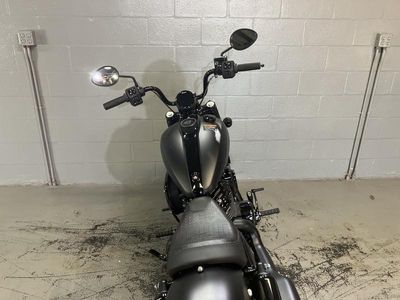2025 Indian Motorcycle Chief Bobber Dark Horse Black Smoke — photo 14 view
