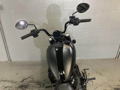 2025 Indian Motorcycle Chief Bobber Dark Horse Black Smoke — photo 15 view