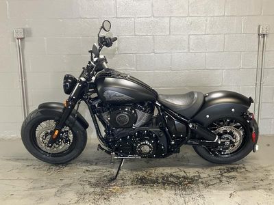 2025 Indian Motorcycle Chief Bobber Dark Horse Black Smoke — photo 10 view