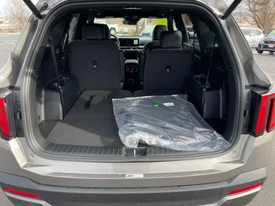 2026 Kia Sorento Hybrid - Photo 17