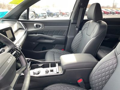 2026 Kia Sorento Hybrid - Photo 9