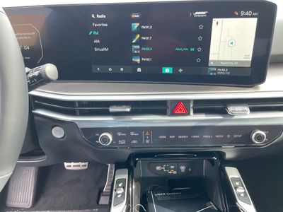 2026 Kia Sorento Hybrid - Photo 11