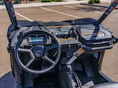 2025 Can-Am Maverick Trail DPS 700 — photo 9 view