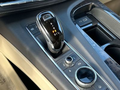 2021 Cadillac Escalade — photo 20 view
