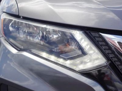 2019 Nissan Rogue — detail view