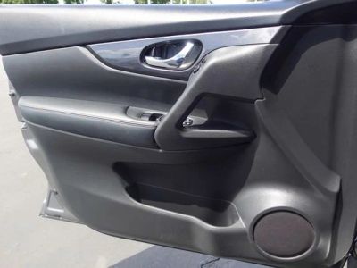 2019 Nissan Rogue — photo 21 view