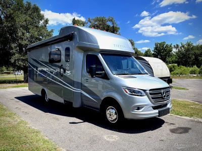 2024 Tiffin Wayfarer - Photo 1