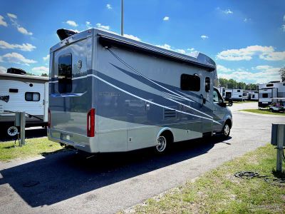 2024 Tiffin Wayfarer - Photo 2
