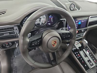 2024 Porsche Macan - Photo 4