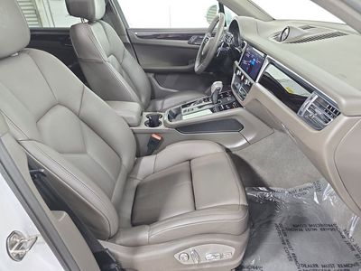 2024 Porsche Macan - Photo 27
