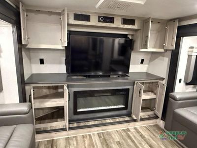 2023 Keystone RV Alpine — photo 40 view