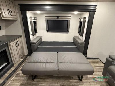 2023 Keystone RV Alpine — photo 43 view