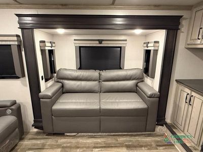 2023 Keystone RV Alpine — photo 47 view