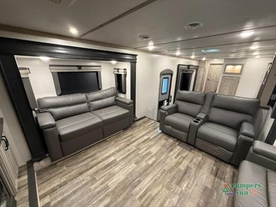 2023 Keystone RV Alpine — photo 37 view