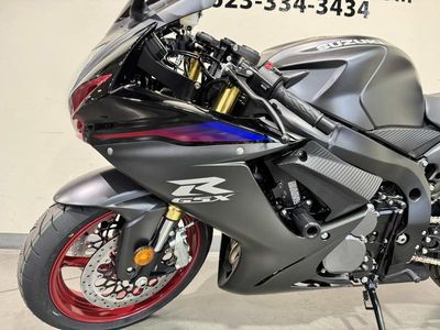 2026 Suzuki GSX-R750 — photo 10 view
