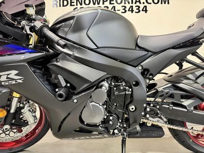 2026 Suzuki GSX-R750 — photo 15 view