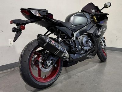 2026 Suzuki GSX-R750 — detail view