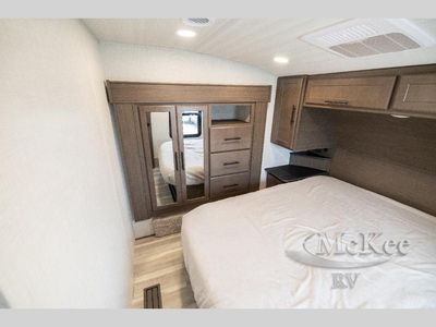 2026 Keystone RV Cougar Half-Ton — photo 33 view