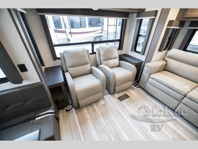 2026 Keystone RV Cougar Half-Ton — photo 14 view