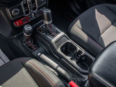 2022 Jeep Wrangler — photo 29 view