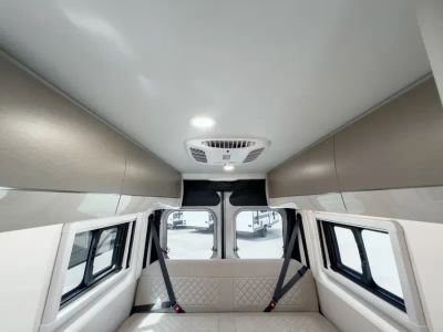 2027 Thor Motor Coach SEQUENCE - Photo 17