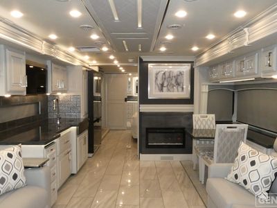 2026 Fleetwood Discovery LXE - Photo 5