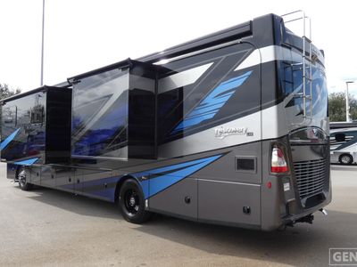2026 Fleetwood Discovery LXE - Photo 3