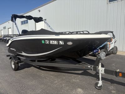 2023 Bayliner M17 - Photo 1