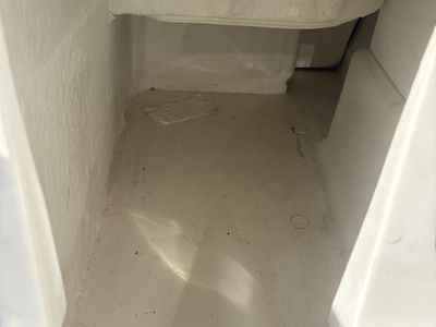 2023 Bayliner M17 - Photo 16