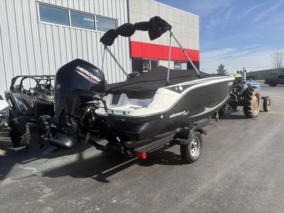 2023 Bayliner M17 - Photo 4