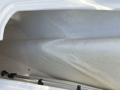 2023 Bayliner M17 - Photo 21