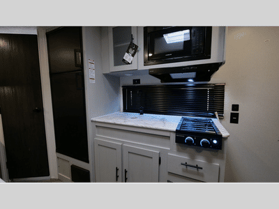 2022 Forest River RV Salem - Photo 6
