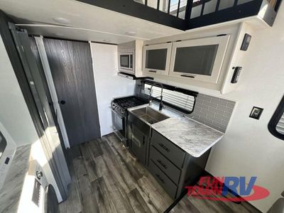 2024 Dutchmen RV Aspen Trail Loft — photo 8 view