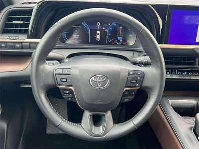 2023 Toyota Crown - Photo 16