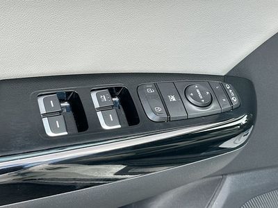 2019 Kia Sportage — photo 17 view