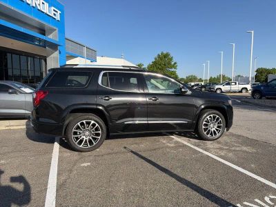 2021 GMC Acadia - Photo 2