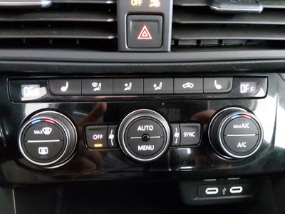 2024 Volkswagen Jetta — photo 17 view