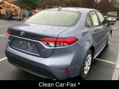2025 Toyota Corolla LE - Photo 9
