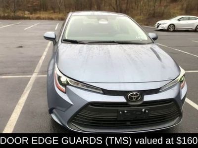 2025 Toyota Corolla LE - Photo 4