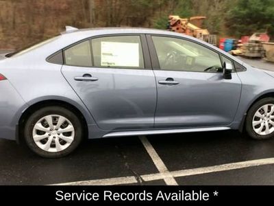 2025 Toyota Corolla LE - Photo 10