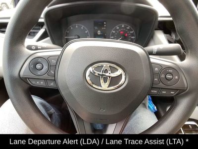 2025 Toyota Corolla LE - Photo 16